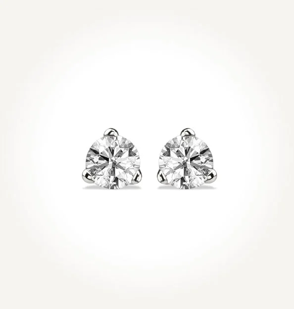 DAZZLING DIAMOND STUD EARRINGS