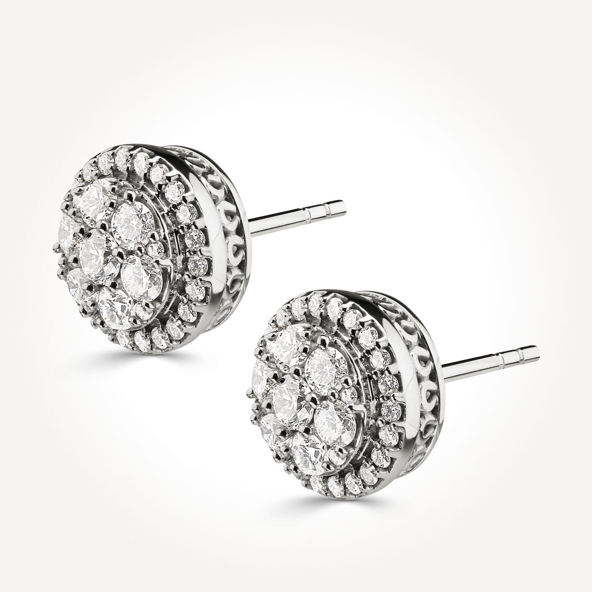14KT White Gold Round Diamond Cluster Stud Earrings 1.00 CT. T.W.
