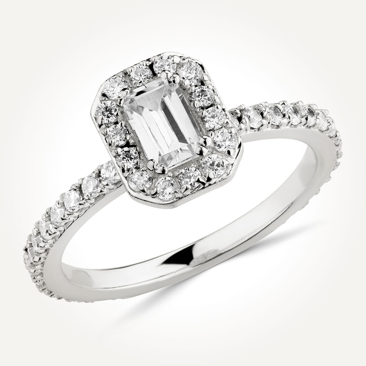 Halo Diamond Engagement Ring - Style 7904