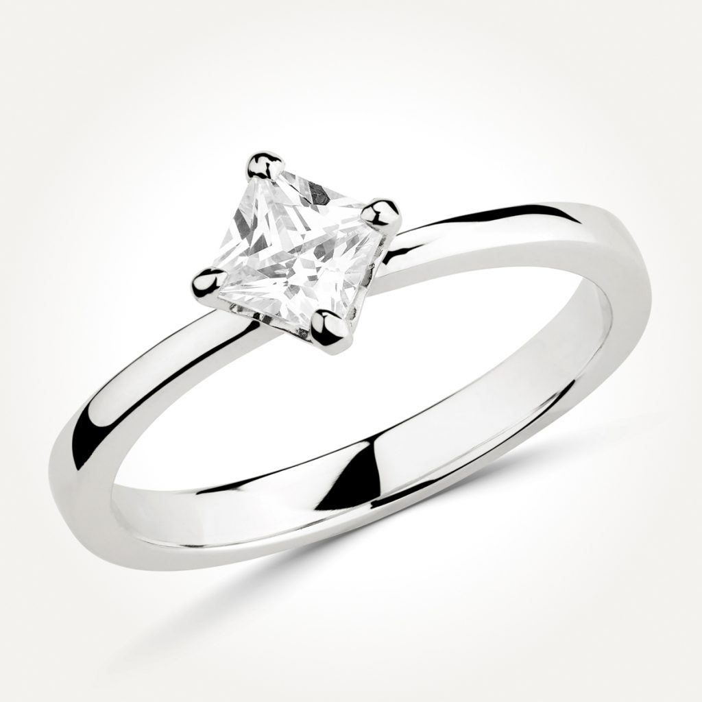 Solitaire Diamond Engagement Ring - Style 8590
