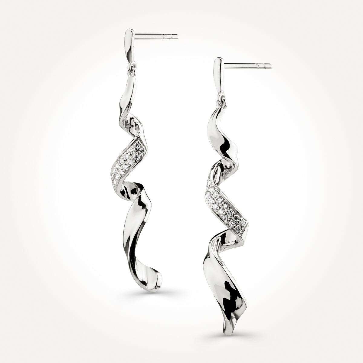 14KT White Gold Single Twist Drop Earrings 0.18 CT. T.W. 