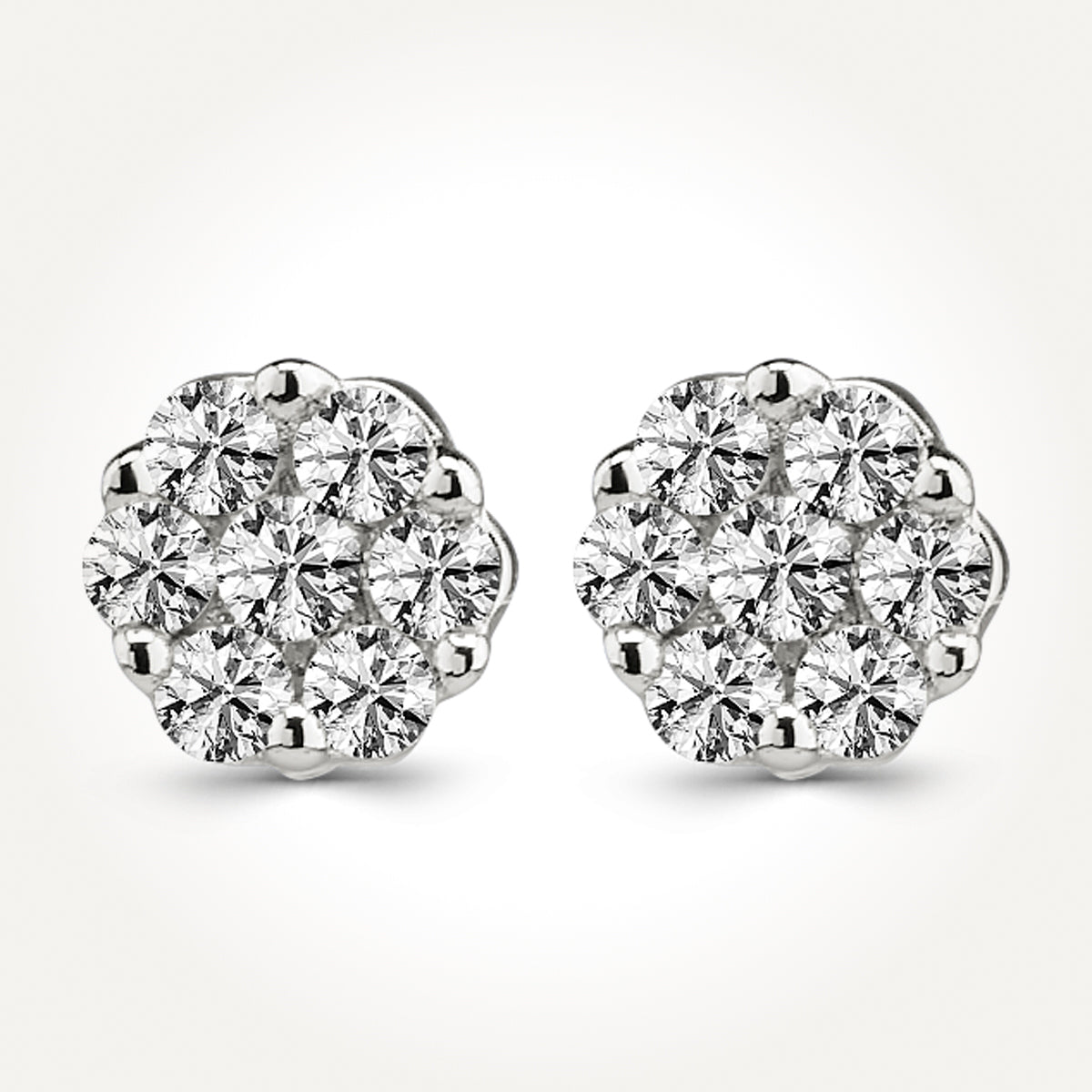 14KT White Gold Cluster Stud Earrings 0.25 CT. T.W. 