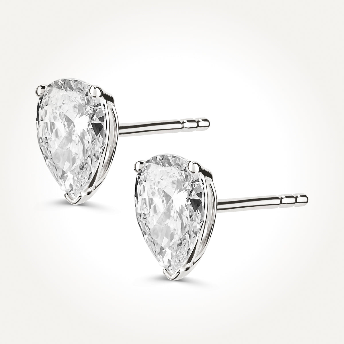 14KT White Gold Pear Stud Earrings 